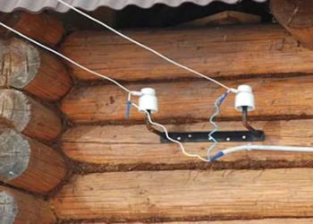 Дачу ветерана ВОВ обесточили в Новосибирской области за отказ вступать в СНТ