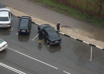 Перевозившего инвалида новосибирца оштрафовали за парковку под знаком «парковка для инвалидов»