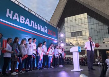 Соседи-омичи постояли против «Матильды» и на «историческом» митинге Навального