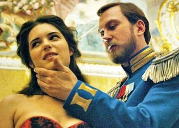 Губернатор НСО рассказал, почему он собирается посмотреть «Матильду»