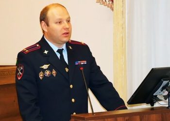 Замначальника сибирской транспортной полиции осужден за мошенничество и взятку