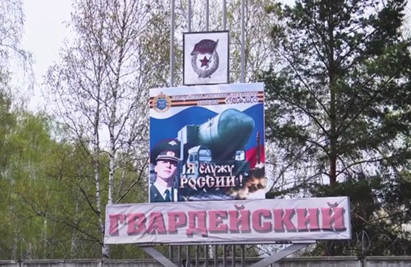 Жители Гвардейского поселка требуют поликлинику у врио губернатора Новосибирской области