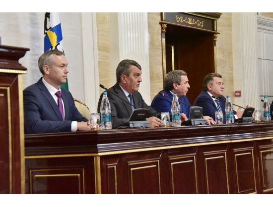 Врио губернатора рассчитывает избежать «политизации» отношений с мэром Новосибирска