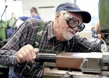 «Экономику не за счет пенсионеров поднимать нужно»