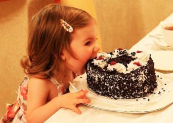 Новосибирцы стали чаще употреблять калорийные продукты