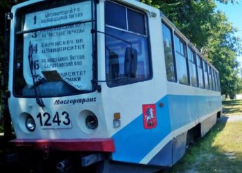 Москва отправит в Сибирь еще 15 своих трамваев из прошлого века