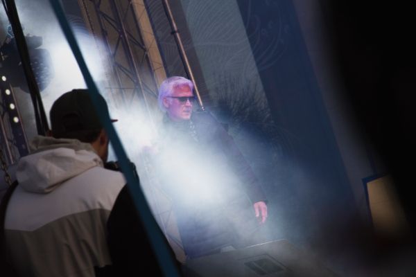 Маршал после выборов. Концерт в честь Крыма в составе РФ прошел в Новосибирске