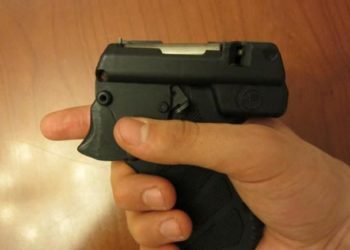 Танцора, отобравшего у подростка «УДАР», разыскивает новосибирская полиция