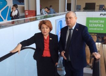 Новосибирские сенаторы заработали на пару почти 15 млн рублей