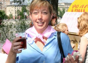 Шарапова не балует внуков: едят то, что дадут!