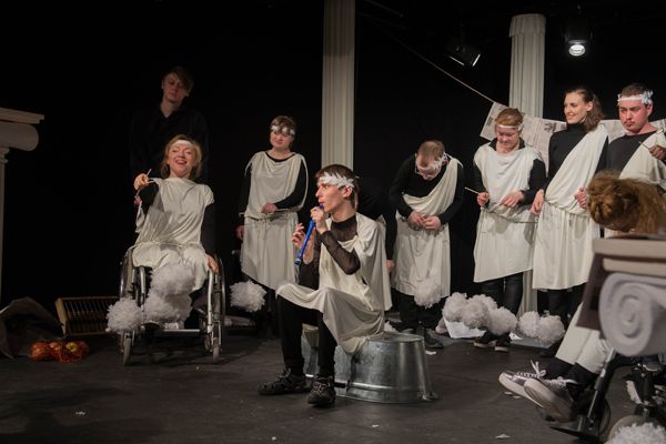 «Инклюзион»: в лучших традициях сибирской театральной школы