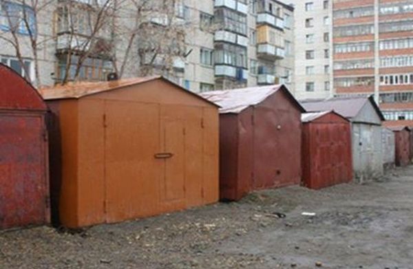Мэрия Новосибирска снесет 65 металлических гаражей в Центральном округе