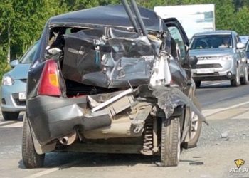 «Пункт назначения» под Новосибирском: грузовик потерял груз и спровоцировал крупное ДТП