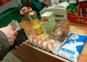 Рытьё могил и лекарства подорожали в Новосибирске, свиные кости подешевели