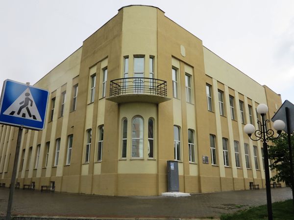 Три жизни одного здания