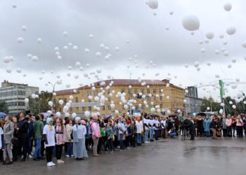 представлено НГУЭУ
