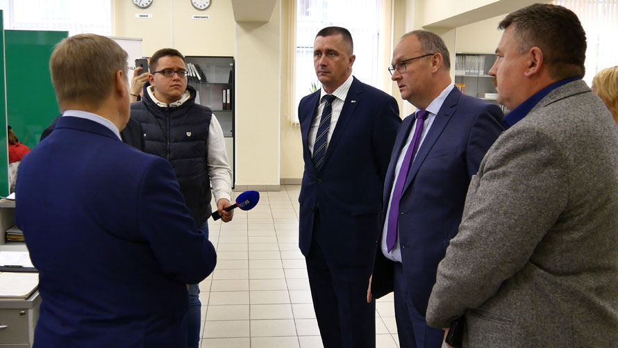 Жилые дома Новосибирска начали получать тепло под контролем мэра Анатолия Локтя