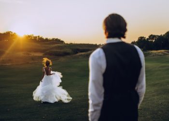 Больше ста тысяч россиян не дошли до ЗАГСа в 2019 году