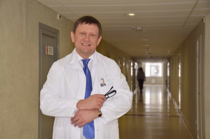 Александра Караськова отпустили из тюрьмы, разлучив с женой