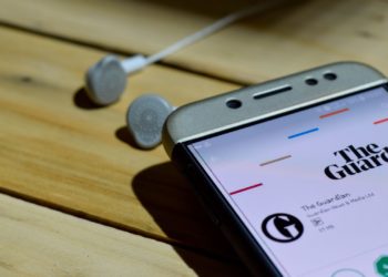 jrnlst.ru/guardian-subscribe