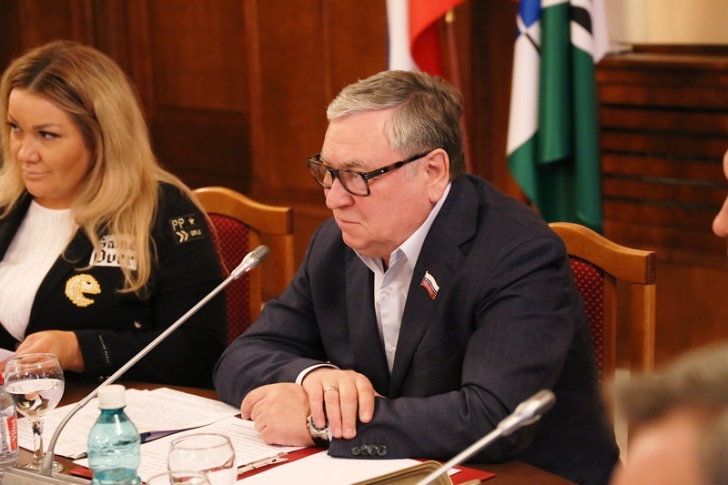 Депутаты вернули ЖКХ-реформаторов к реальности