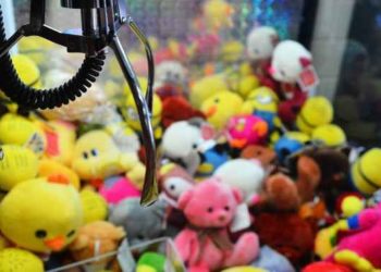 Житель Новосибирска избил жадный игровой автомат