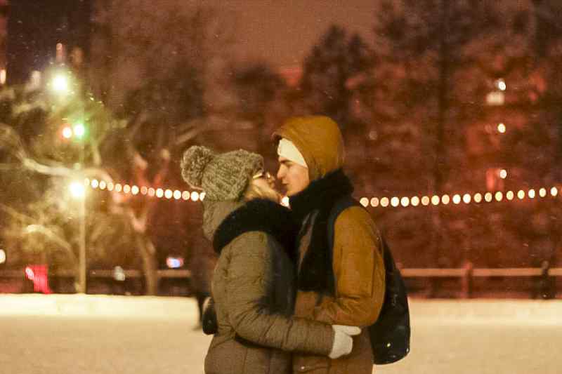 Новосибирцы открыли сезон коньков на стадионе «Спартак»