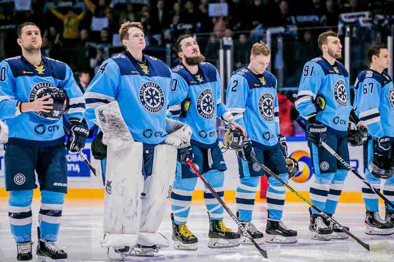 Хоккеисты «Сибири» поделятся костным мозгом