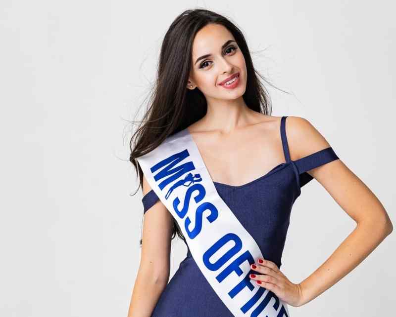 Красавица из Новосибирска получила титул «Мисс офис — 2020» и 2 миллиона