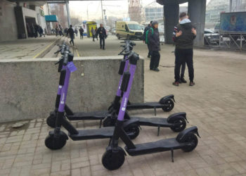 Первый вице-спикер заксобрания потребовал запретить кикшеринг в Новосибирске