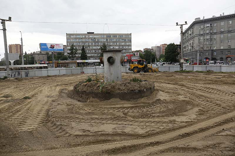 Строительство стелы «Новосибирск – Город трудовой доблести» отслеживается в режиме онлайн