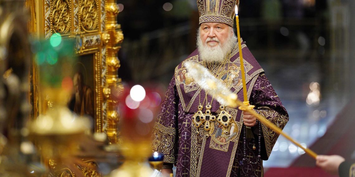 Патриарх Кирилл призвал верующих и духовенство молиться о здоровье президента Путина