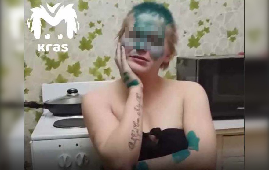 Сибиряк избил и побрил налысо беременную девушку