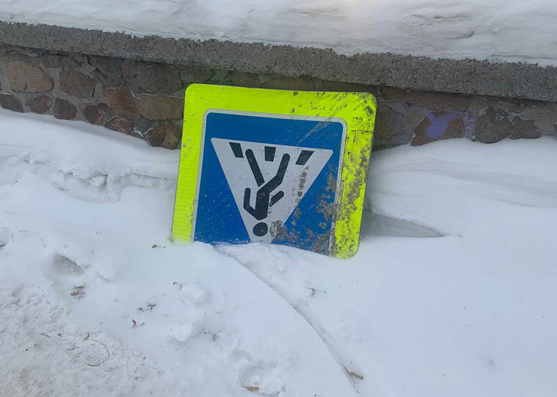 Обеспеченность Новосибирска снегоуборочной техникой составляет всего 33%