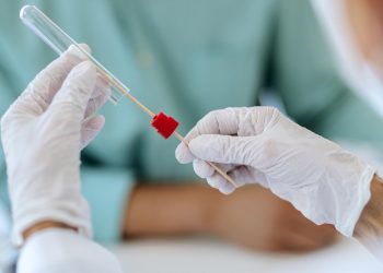 Простывших россиян будут тестировать и на коронавирус, и на грипп