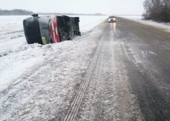 Бастрыкин поручил возбудить уголовное дело из-за перевернувшегося автобуса Караганда – Новосибирск