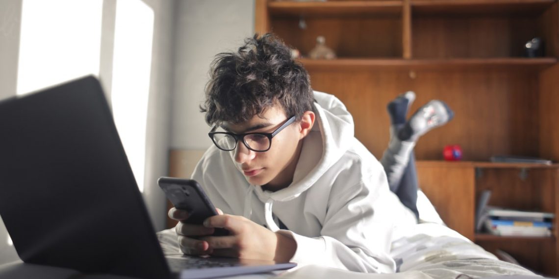 Рост мобильного трафика на обучающие сайты вырос в 2,5 раза в Новосибирской области