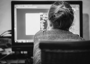 Удаленную работу IT-специалистов из за рубежа могут запретить в РФ