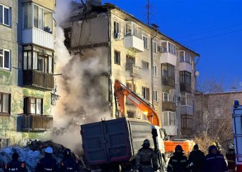 Двое пострадавших после взрыва газа на Линейной остаются в больницах Новосибирска