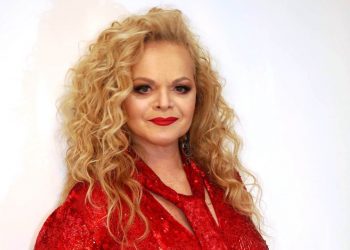 Лариса Долина: «Я очень люблю эксперименты, никогда их не боялась и бояться не собираюсь!»