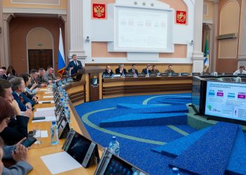 Директор Западно-Сибирского филиала СГК рассказал депутатам о начале модернизации теплосетей в Новосибирске