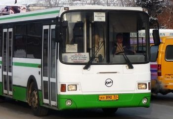 Дачные автобусы заработают в Новосибирске и области с 22 апреля