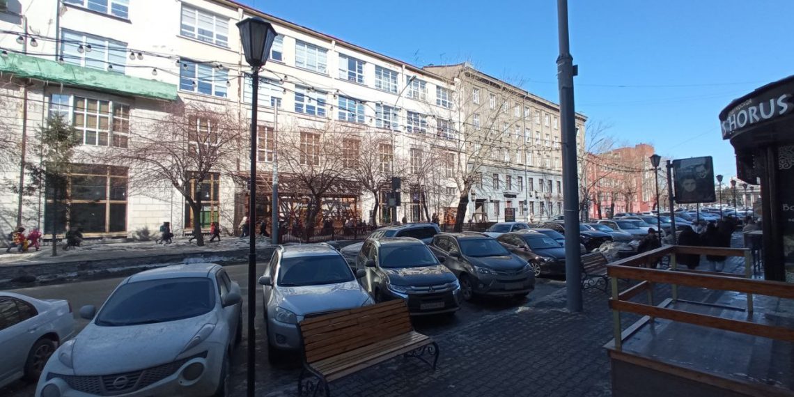 Мэр Новосибирска получил прокурорское представление за недостаточно освещенные улицы