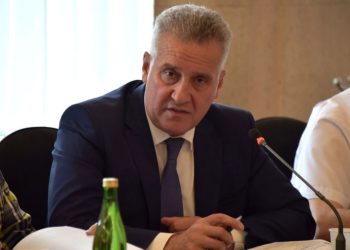 Директор департамента Минфина новосибирец Владимир Штоп отдал мошенникам почти 4 млн рублей