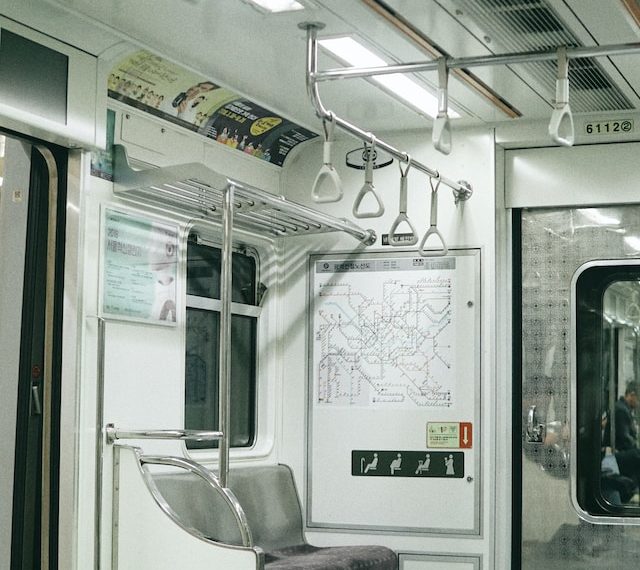 Новосибирский метрополитен не сможет закупить новые вагоны из-за нехватки средств