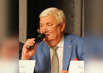 Экс-директору новосибирского НИИ туберкулеза добавили срок за растрату