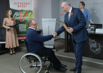 Андрей Травников поблагодарил ОНФ за организацию помощи жителям Донбасса и военнослужащим — участникам специальной военной операции