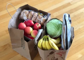 В Госдуме предложили отменить НДС на продукты с истекающим сроком годности