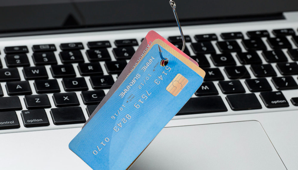 ВТБ: мошенники создают фишинговые сайты для геймеров