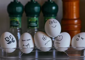 Только 1 из 10 жителей Новосибирска полностью доверяет психологам